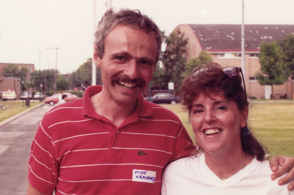 Photo of Mike Krashinsky and Arlene Harris at 1989 reunion