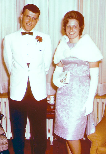 Photo of Linda Nixon Trippel and Alan Mirabelli