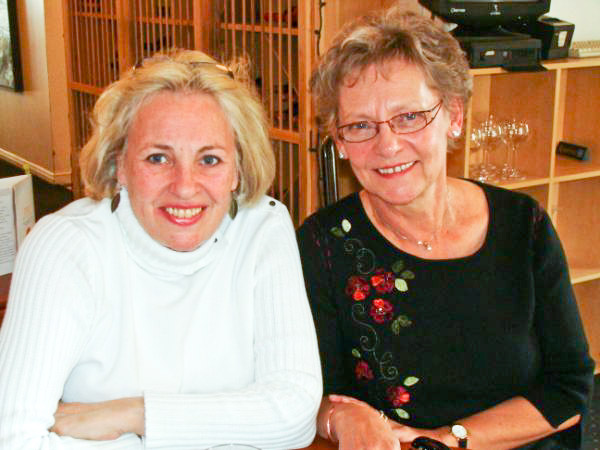 Photo of Barbara Kearney Jones and Eleni Anton Ponting