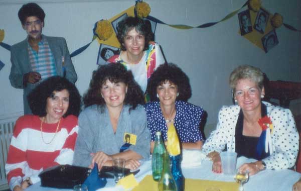 Photo at Reunion of Roslyn Rabinovitch, Margie Stober, Christine Shatilla, Barbara Smith, Richard Assaly, and Christine Rudinsky