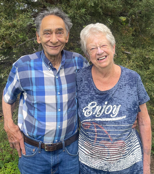 Photo of Ricky Assaly and a fellow volunteer at the Boulder Food Rescue