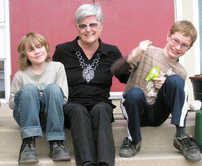 Linda Grace Fuller with grandchildren