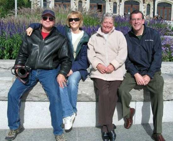 Photo of Judy Houghton Chatfield and family